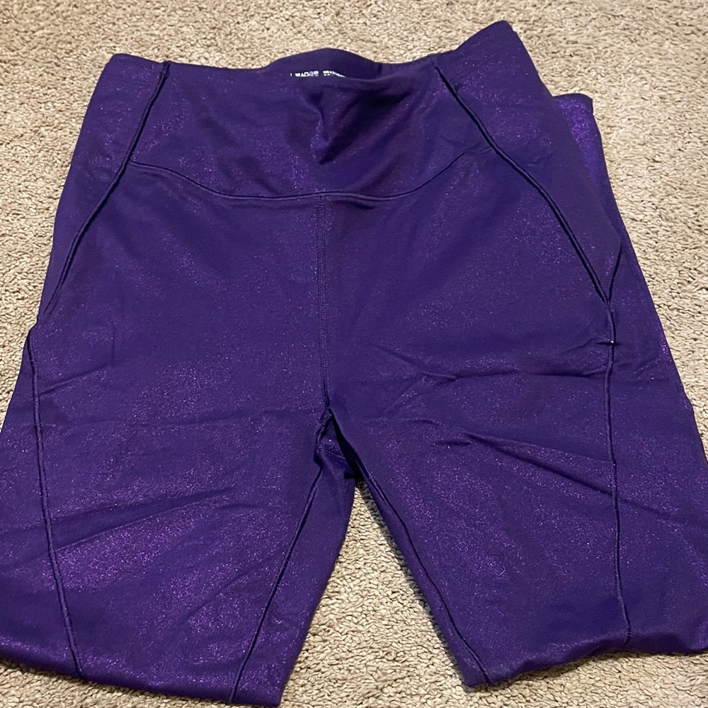 Victoria Purple Athletic leggings